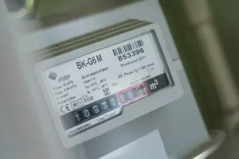 Eine Großaufnahme eines Stromzählers
