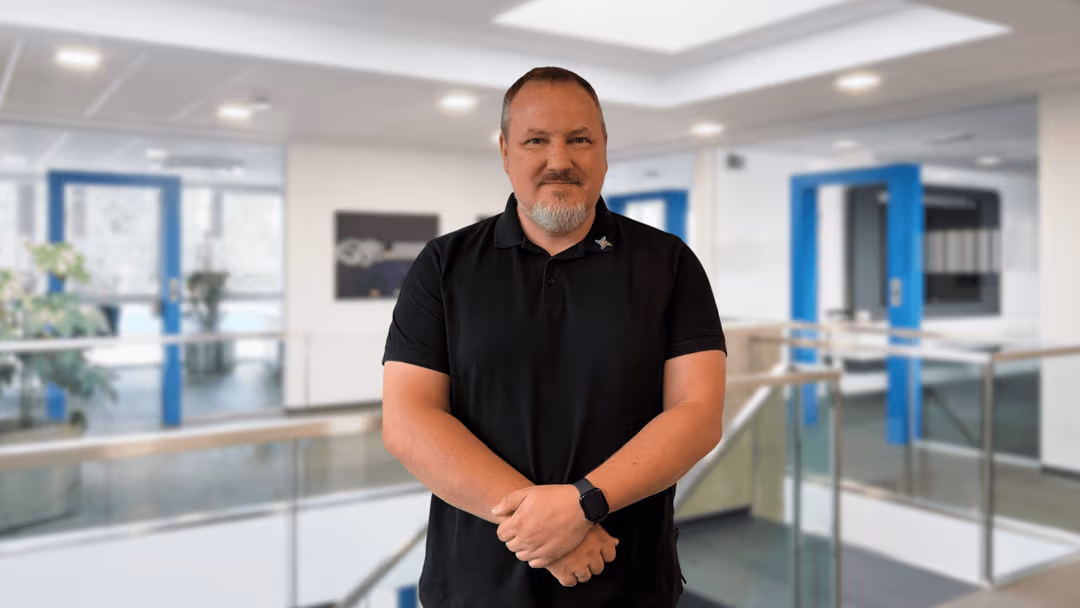 Ein IT-Mitarbeiter der Team-IT Group und Swyx Experte.