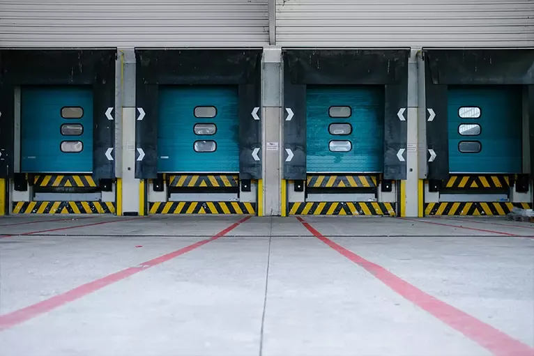 Abladerampen für LKW Lieferungen